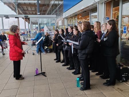 Senior Choir raising money for the Alzheimer's Society